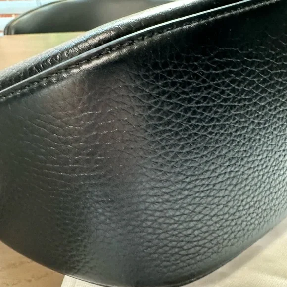 Valentino black V-logo moon small hobo bag in grainy calfskin. - Picture 6 of 11